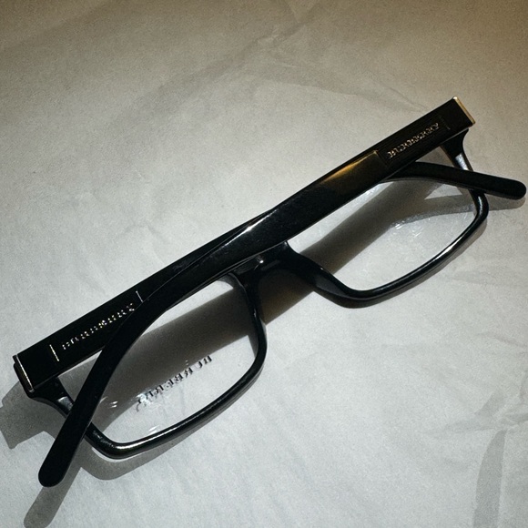 Authentic BURBERRY Eyeglasses - Picture 5 of 7
